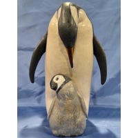 Lladro Penguin Love Figurine 01012519