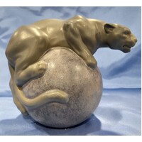 Lladro Courageous Figurine/Paperweight 01018133