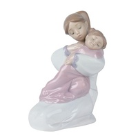 Nao Porcelain Figurine  'A Hug of Love' - 02001467