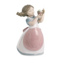 Nao Porcelain Figurine - 'Golden Daisies' - 02001537