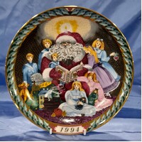 Bing & Grondahl 1994 Christmas Stories 'Julemanden og bornene' Plate 1194720