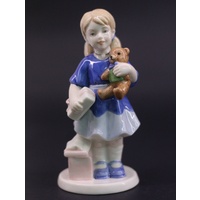 Royal Copenhagen Annual Figurine 2009 Sarah