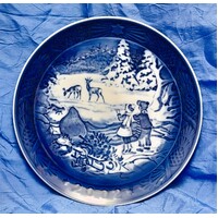 Royal Copenhagen 2002 Christmas Plate - Winter in the Forest