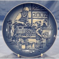 Bing & Grondahl 2002 Grand Parents' (Bedsteforaeldre Platten) Plate 1903702