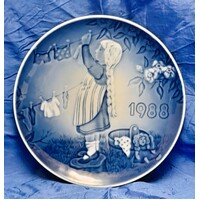 Bing & Grondahl 1988 Children's Day (Barnets Dag) Plate 1922888