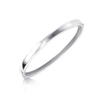 Sterling Silver Hinged Bracelet Oval with Safety Catch