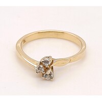 9 Carat Yellow Gold Cubic Zirconia Set Ring AUS Size M½