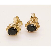 9 Carat Yellow Gold Claw Set Blue Sapphire Stud Earrings