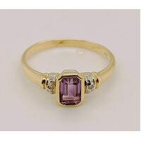 9 Carat Yellow Gold Amethyst and Diamond Ring AUS Size P