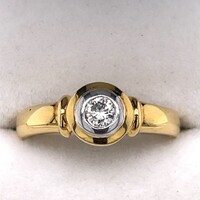 18 Carat Yellow Gold Solitaire Diamond Dress Ring AUS Size M1/2