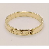 9 Carat Yellow Gold Diamond Ring AUS Size M½ 