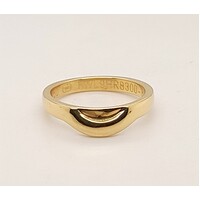 18 Carat Yellow Gold Half Round Fitted Ring AUS Size M1/2