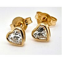 9 Carat Yellow Gold Cubic Zirconia Heart Stud Earrings