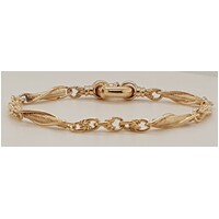 Elegant Fancy Link 9 Carat Yellow Gold Bracelet with Euro Bolt Ring Clasp