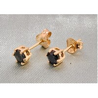 9 Carat Yellow Gold Natural Blue Sapphire Stud Earrings