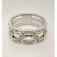 9 Carat White Gold Diamond Ring Size N