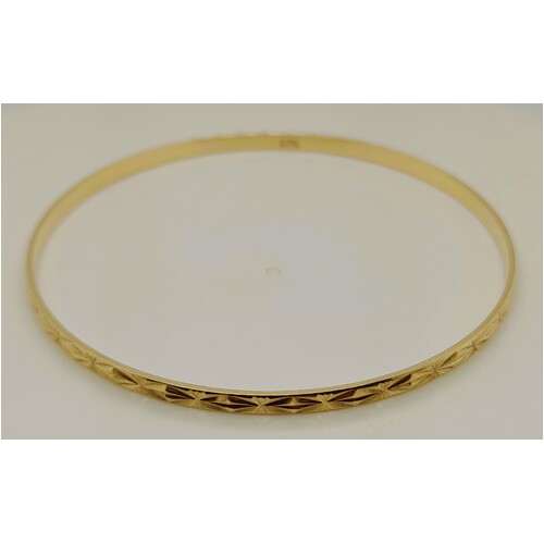 9 Carat Yellow Gold 65mm Solid Engraved Round Bangle