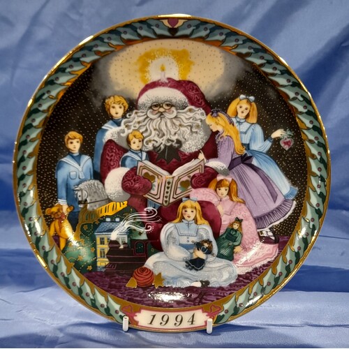 Bing & Grondahl 1994 Christmas Stories 'Julemanden og bornene' Plate 1194720