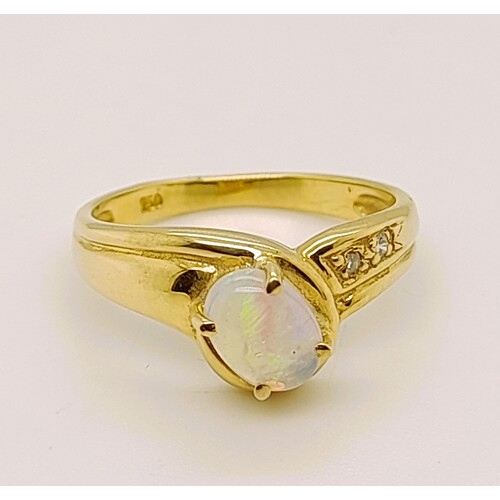 18 Carat Yellow Gold Solid Oval White Opal and Diamond Ring AUS Size L