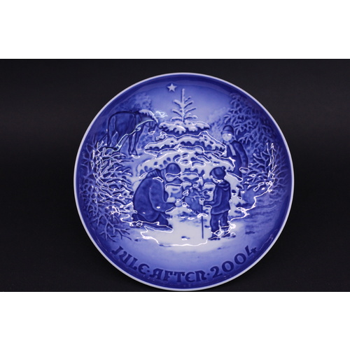 Bing & Grondahl 2004 Christmas Plate 1902204