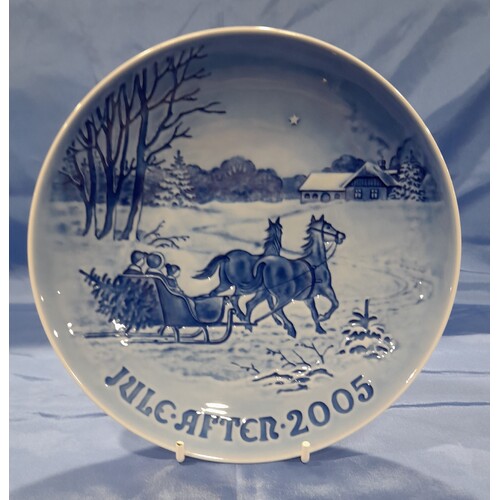 Bing & Grondahl 2005 Christmas Plate 1902205