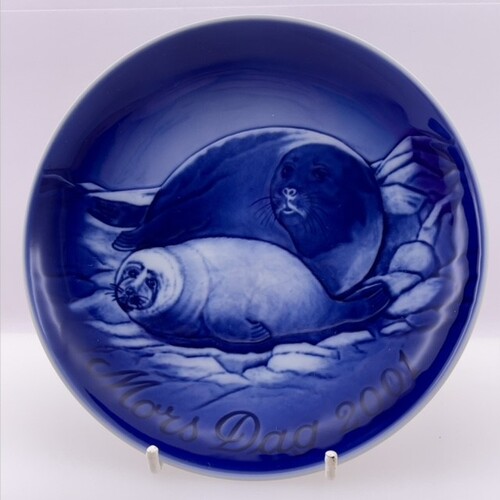 Bing & Grondahl Mother's Day (Mors Dag) 2001 Plate