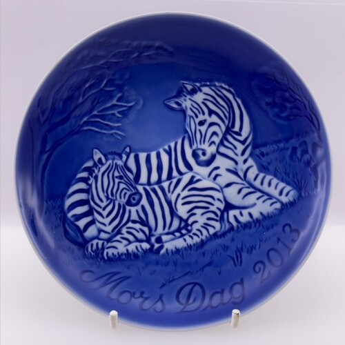 Bing & Grondahl Mother's Day (Mors Dag) 2013 Plate