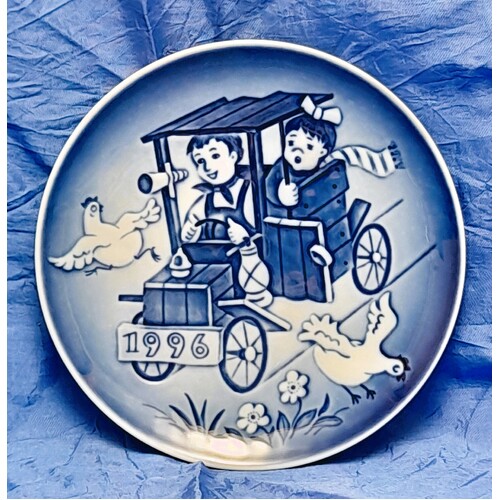 Bing & Grondahl 1996 Children's Day (Barnets Dag) Plate 1902896