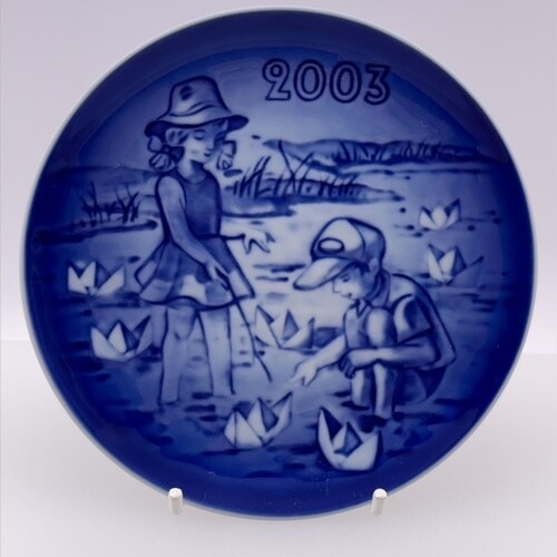 Bing & Grondahl 2003 Children's Day (Barnets Dag) Plate 1902903