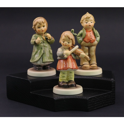 Hummel Collector's Club Figurine set - Keeping Time, Steadfast Soprano and First Violin