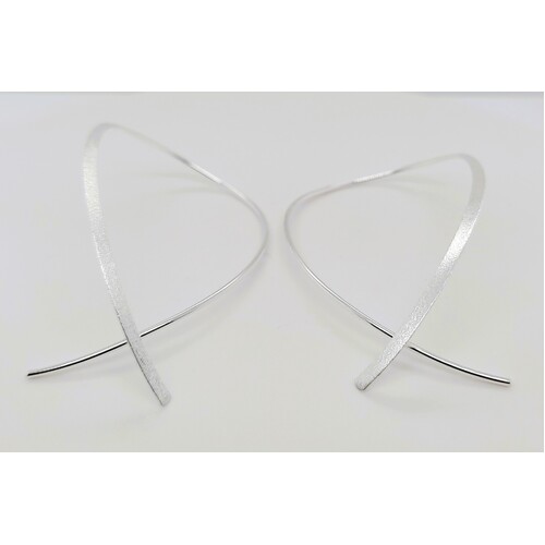 Inverun Sterling Silver Satin Finish Thread Earrings