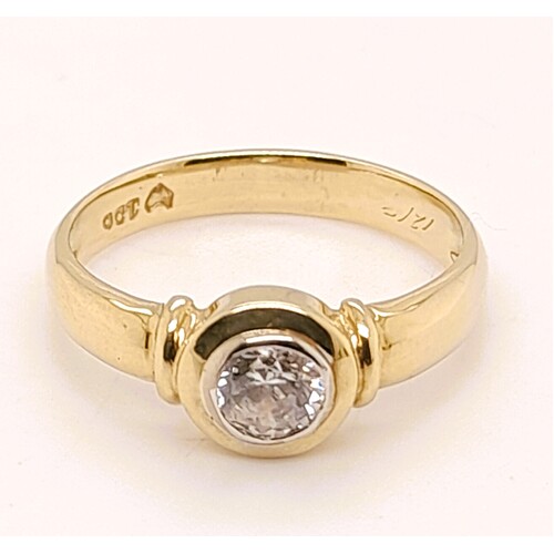 9 Carat Yellow Gold Rub-over Set Cubic Zirconia Ring AUS Size N