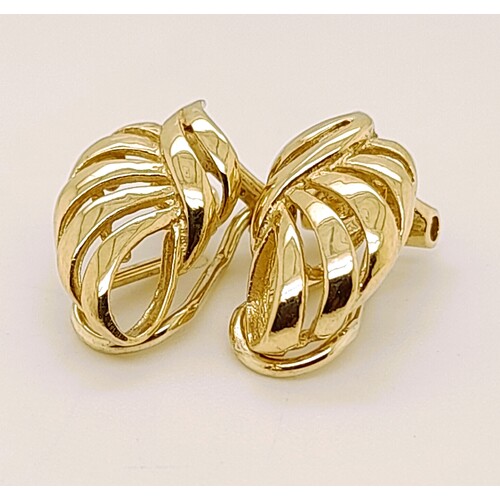 9 Carat Yellow Gold Wing Shaped Clip-on Earrings