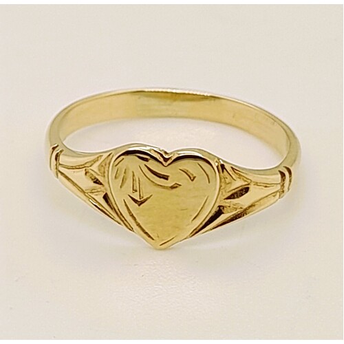 9 Carat Yellow Gold Single Heart Signet Ring AUS Size J