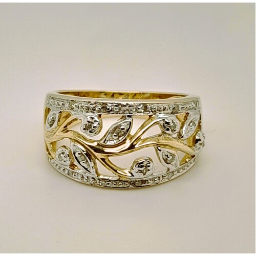 9 Carat Yellow Gold Ring with Diamond Set Vine and Leaf Design AUS Size O