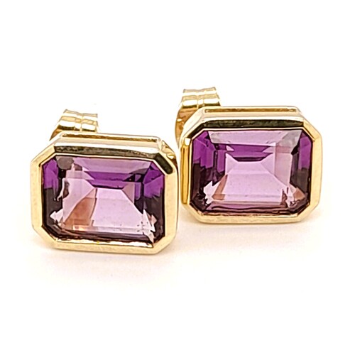 9 Carat Yellow Gold Amethyst Stud Earrings