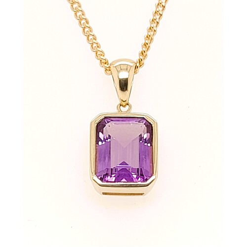 9 Carat Yellow Gold Amethyst Pendant
