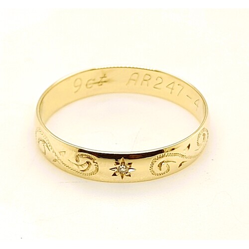 9 Carat Yellow Gold Diamond Ring AUS Size R½