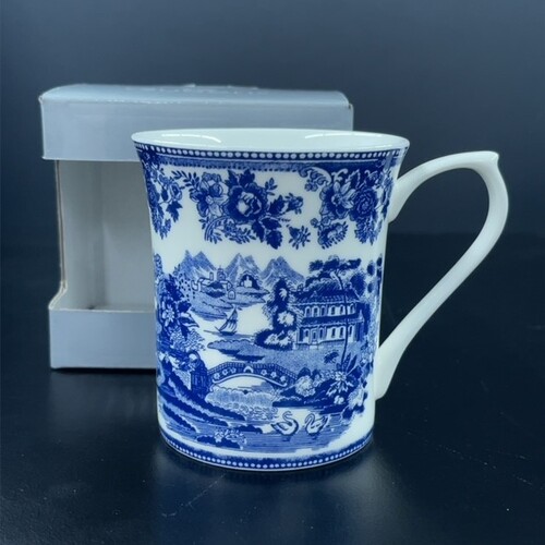 Queens Blue Story 3A 200ml Royale Fine Bone China Tonquin Scene Mug