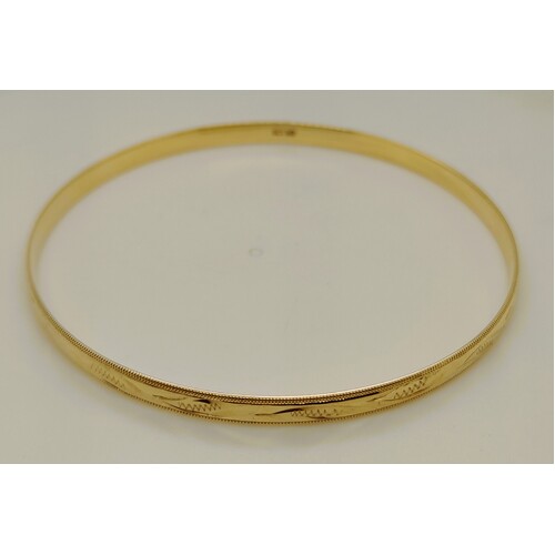 9 Carat Yellow Gold 65mm Comfort Fit Engraved Bangle