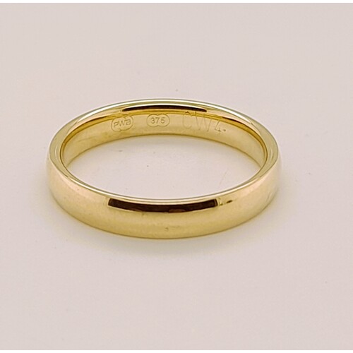 9 Carat Yellow Gold Rounded Comfort Fit Ring AUS Size T