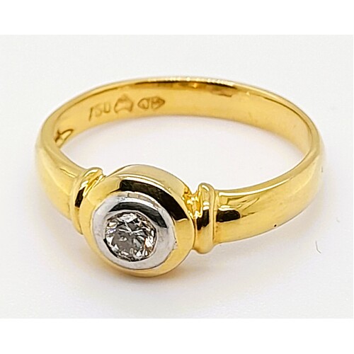 18 Carat Yellow Gold Solitaire Diamond Dress Ring AUS Size M½ 