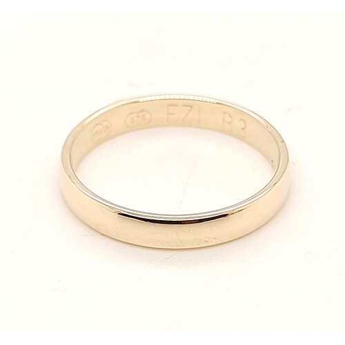 9 Carat Yellow Gold Half Round Barrel Ring AUS Size M½