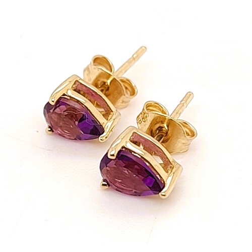 9 Carat Yellow Gold Teardrop Shaped Amethyst Stud Earrings