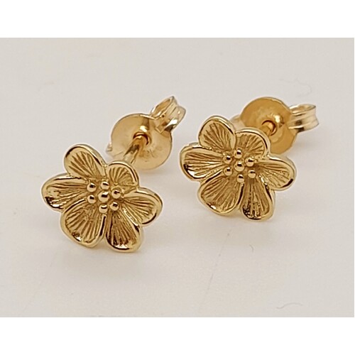 9 Carat Yellow Gold Flower Stud Earrings