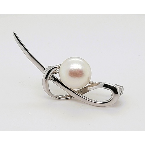 Sterling Silver Freshwater Button Pearl Brooch - CLEARANCE