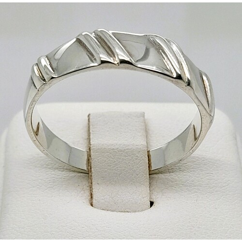 Sterling Silver 5mm Tapered Patterned Ring AUS Size V - CLEARANCE