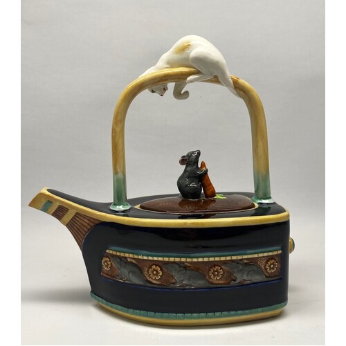 Minton Cat and Mouse Majolica Teapot Number 305