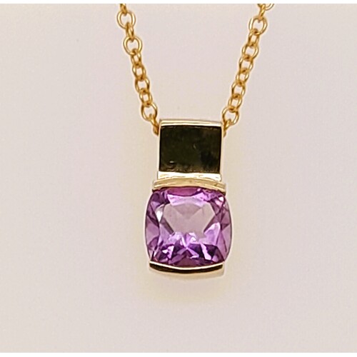 9 Carat Yellow Gold Amethyst Pendant