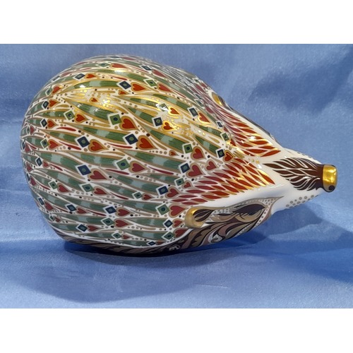 Royal Crown Derby Ashbourne Hedgehog Paperweight with Gold Basal Stopper